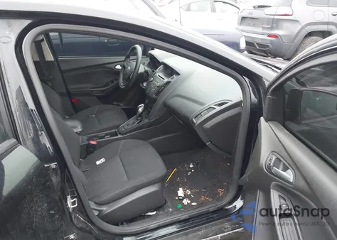 2016 Ford Focus Se z USA, uszkodzony, nr VIN 1FADP3F24GL257717